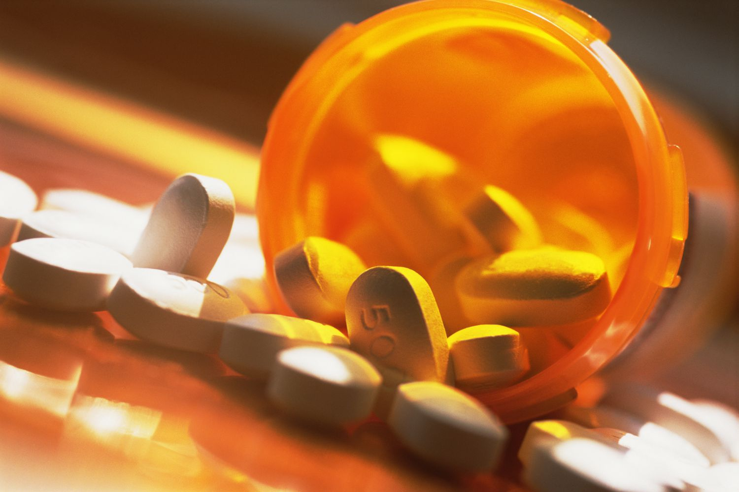 Dùng thuốc SSRI điều trị rối loạn lo âu trong bao lâu?