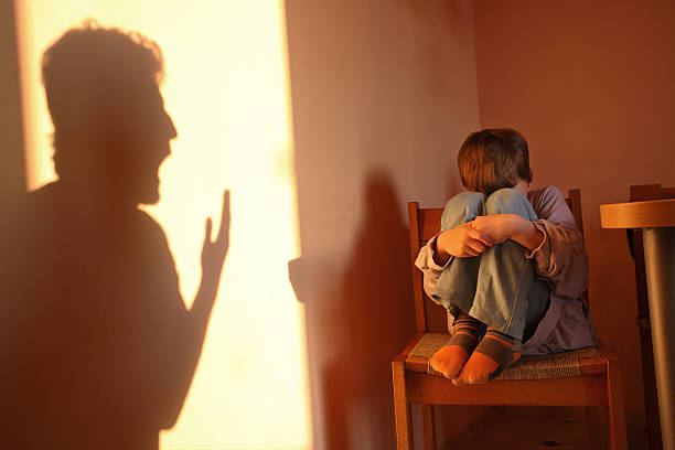 Cách chữa lành tổn thương tâm lý ở trẻ bị bạo hành