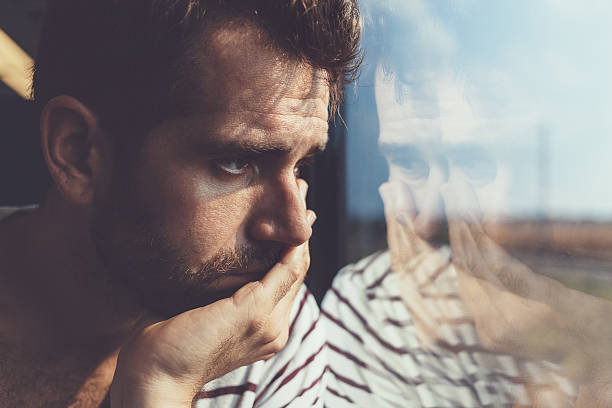 Mất cảm xúc và hứng thú với mọi thứ: Nguyên nhân và cách khắc phục